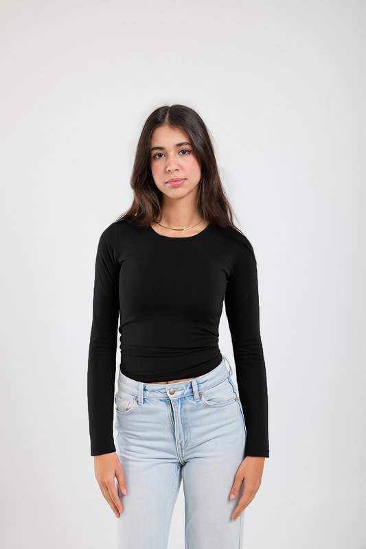 BLACK ROUND NECK LONG SLEEVES